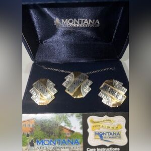Montana Silversmiths Gold and Silver Necklace Set
